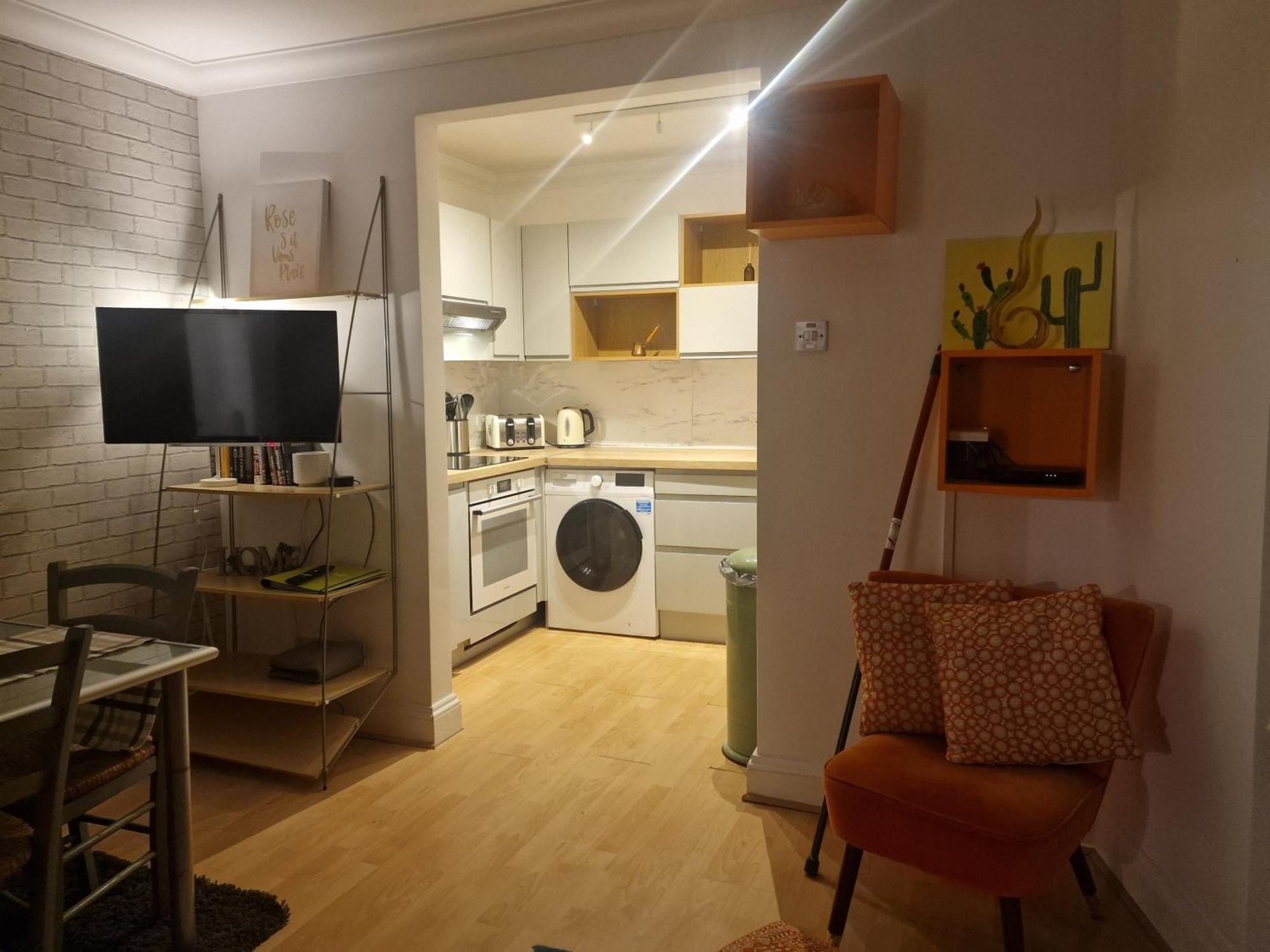 Brondesbury Arms Apartment Londra Exterior foto
